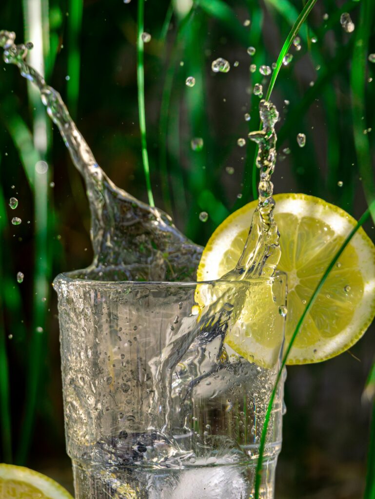 lemon water detox the body