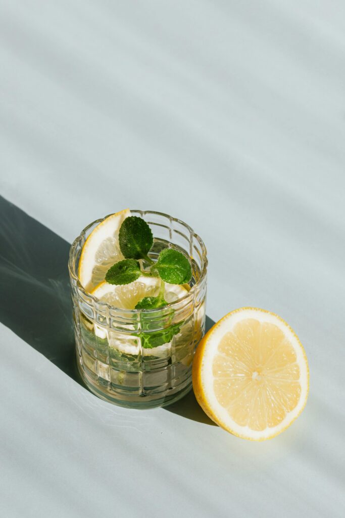 lemon detox water