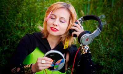 These ’90s Fashion Trends Are Making a Big Comeback in 2025