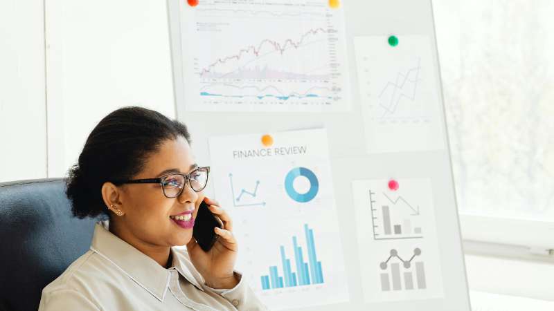 Project management and task tracking dashboard