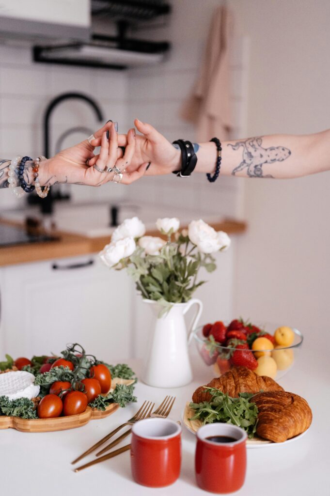 zero waste lifestyle composting organic food waste at home