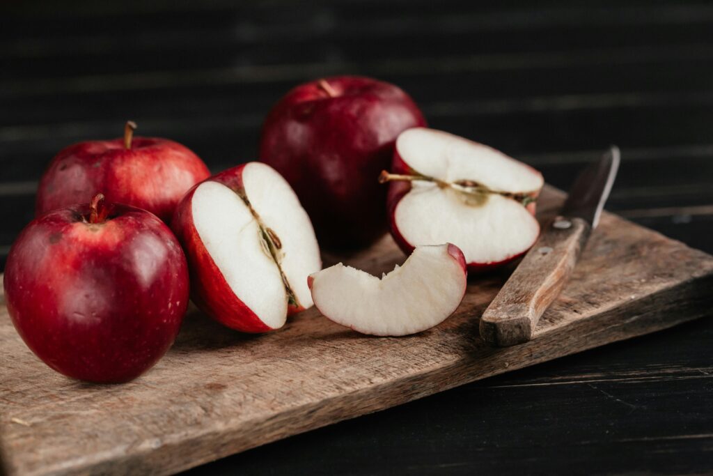 Sliced apple showing fiber and nutritional benefits"