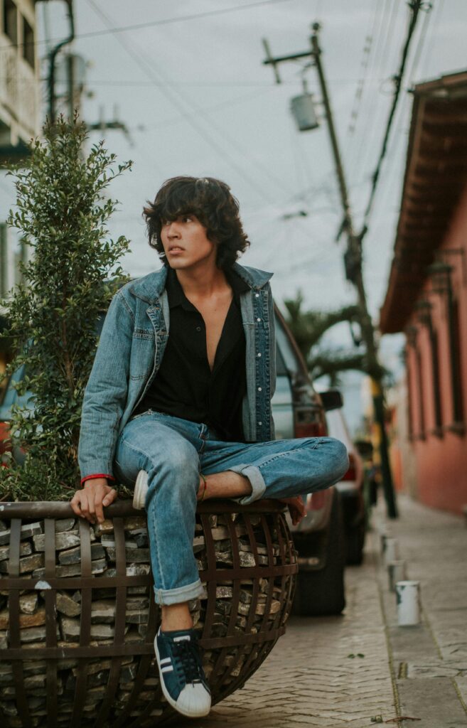 Denim jacket + straight-fit jeans + casual shirt