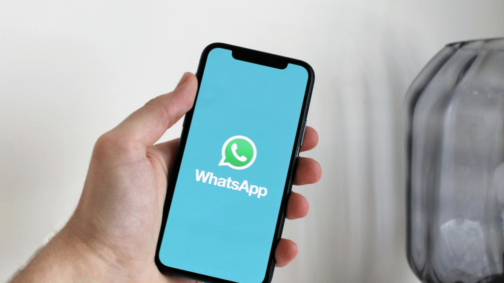 cant add contact to whatsapp group blocked